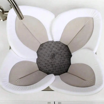 Baby bath mat can lie down fold newborn creative flower bath mat baby bath lotus safety cushion